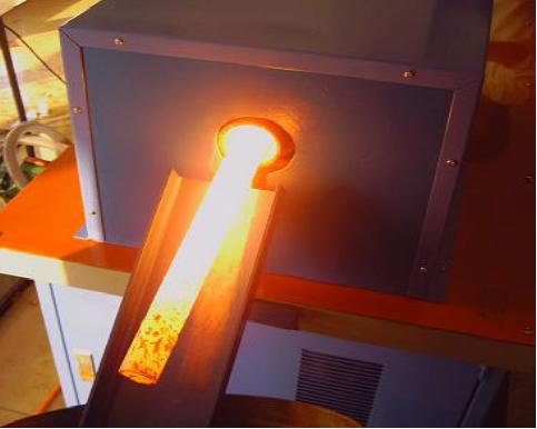 中頻感應(yīng)加熱爐http://m.hfyhjx.com/